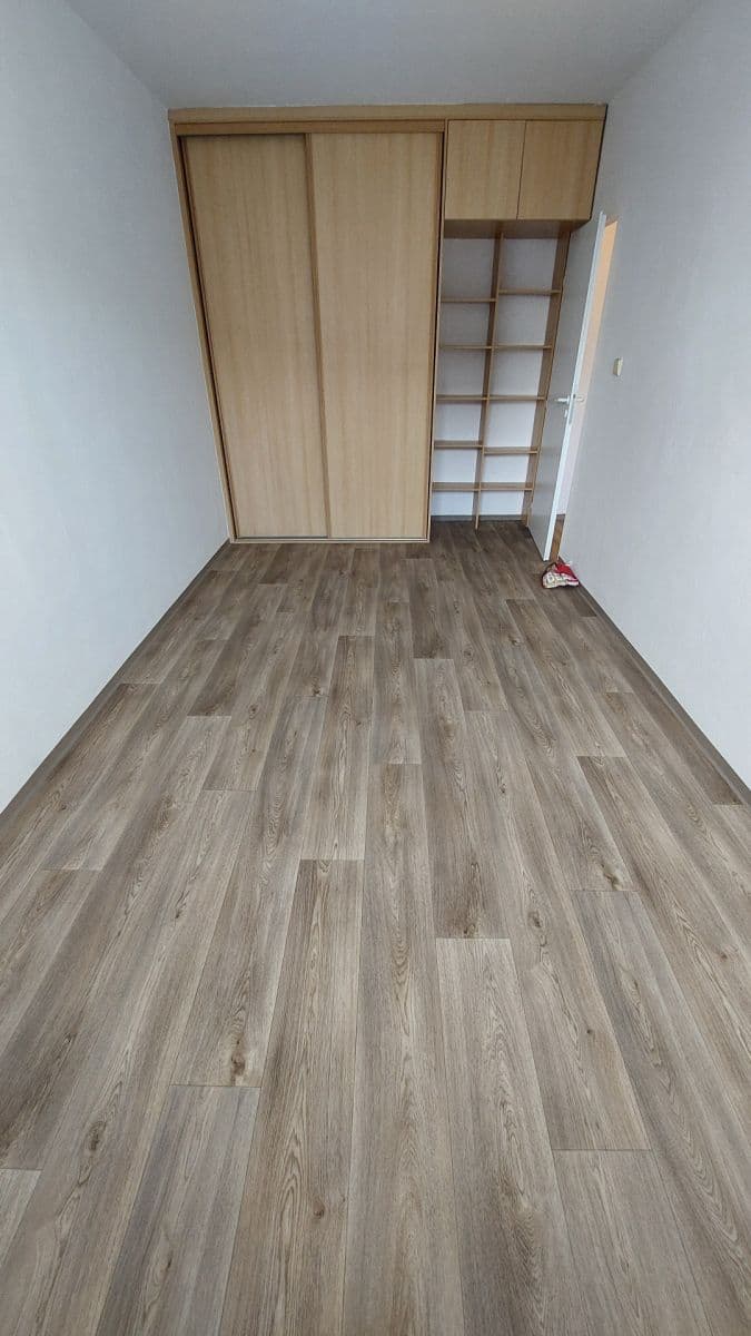 Pronájem bytu 3+1 74 m², Petýrkova, Praha, Praha Pronájem bytu 3+1 74 m², Petýrkova, Praha, Praha