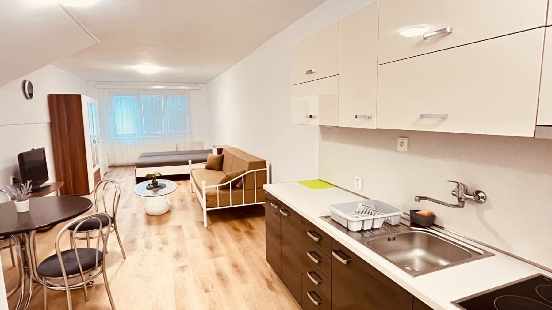 Pronájem bytu 1+kk 40 m², Na Moklině, Praha, Praha Pronájem bytu 1+kk 40 m², Na Moklině, Praha, Praha