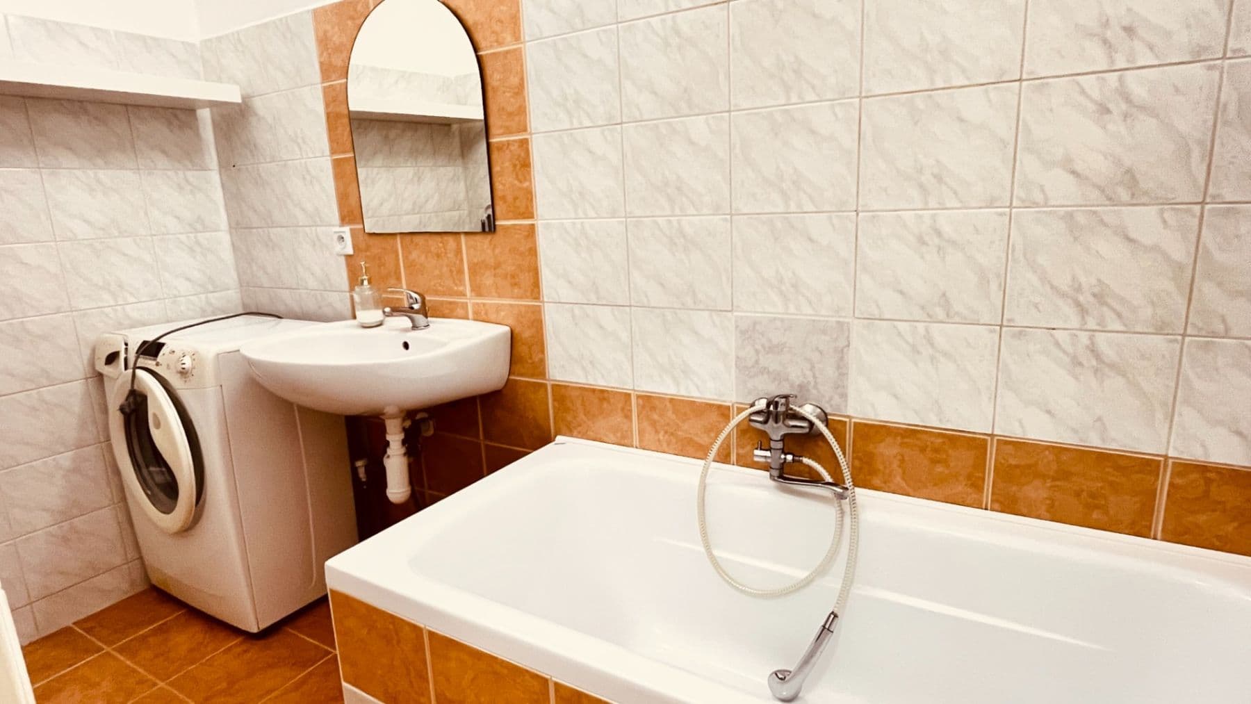 Pronájem bytu 1+kk 40 m², Na Moklině, Praha, Praha Pronájem bytu 1+kk 40 m², Na Moklině, Praha, Praha