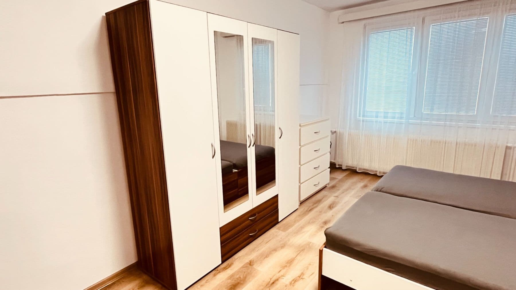 Pronájem bytu 1+kk 40 m², Na Moklině, Praha, Praha Pronájem bytu 1+kk 40 m², Na Moklině, Praha, Praha