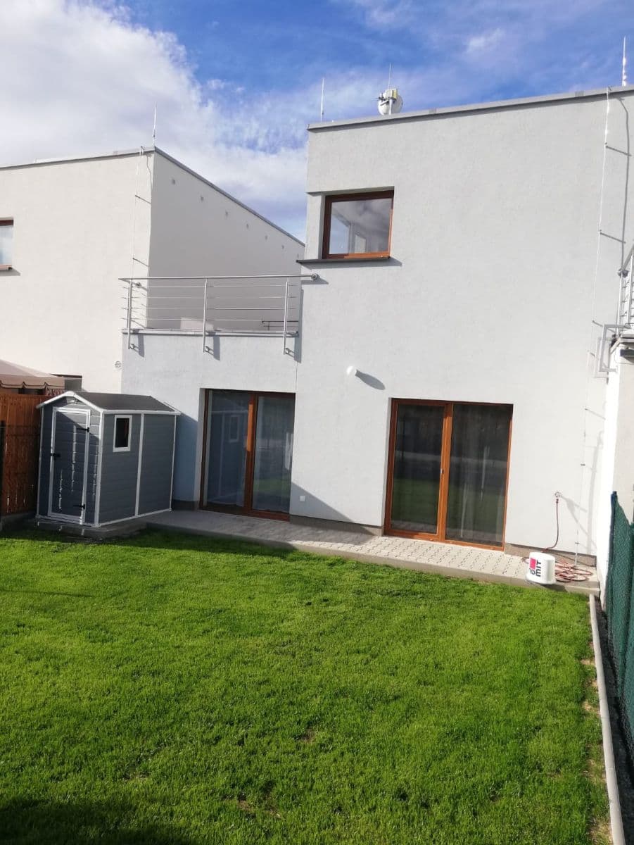 Pronájem bytu 2+kk 50 m², U Hostavického potoka, Praha, Praha Pronájem bytu 2+kk 50 m², U Hostavického potoka, Praha, Praha