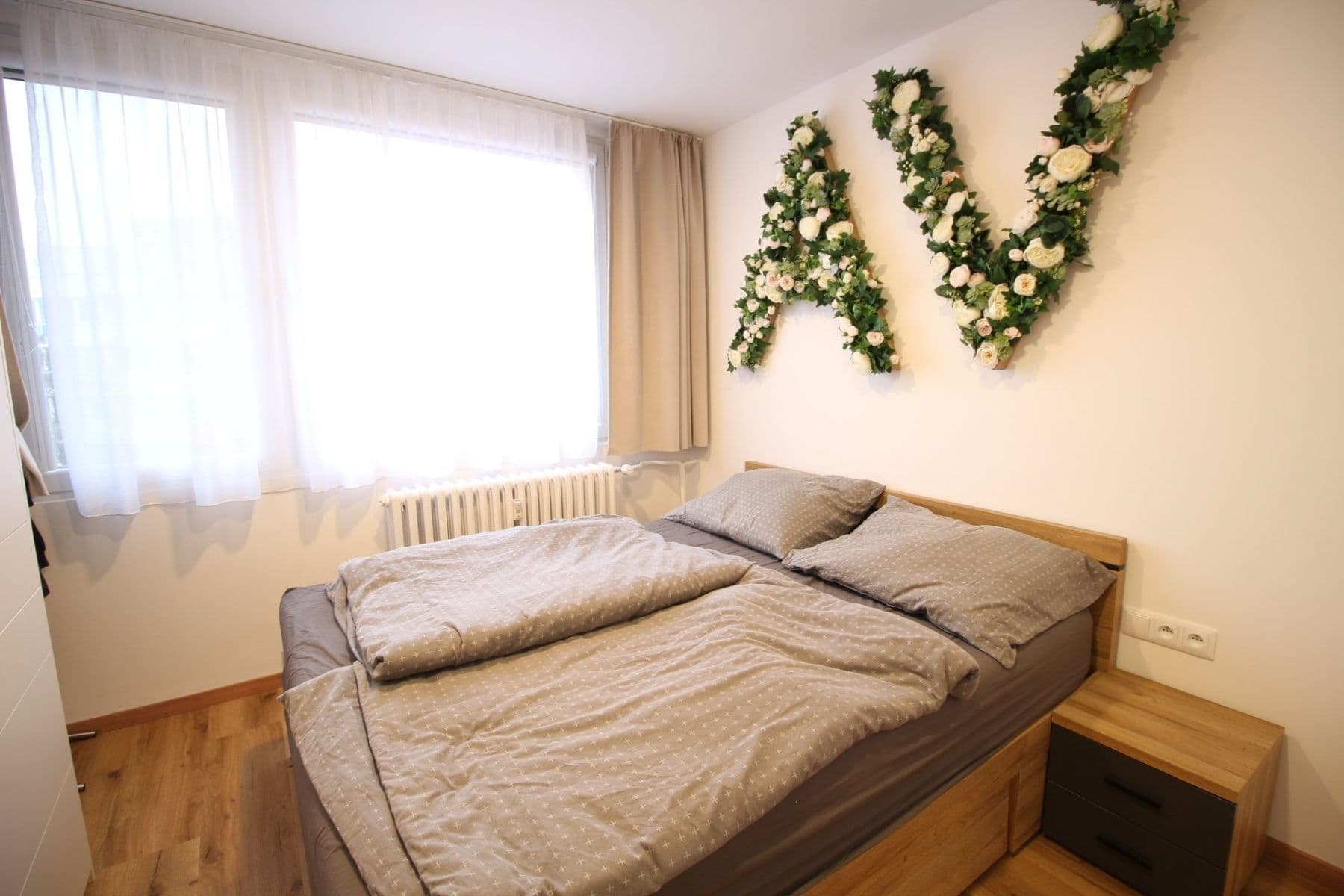 Pronájem bytu 3+kk 60 m², Kosmonautů, Mělník, Středočeský kraj Pronájem bytu 3+kk 60 m², Kosmonautů, Mělník, Středočeský kraj