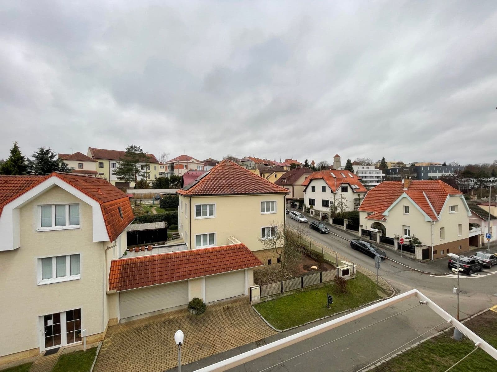 Pronájem bytu 3+kk 60 m², Kosmonautů, Mělník, Středočeský kraj Pronájem bytu 3+kk 60 m², Kosmonautů, Mělník, Středočeský kraj