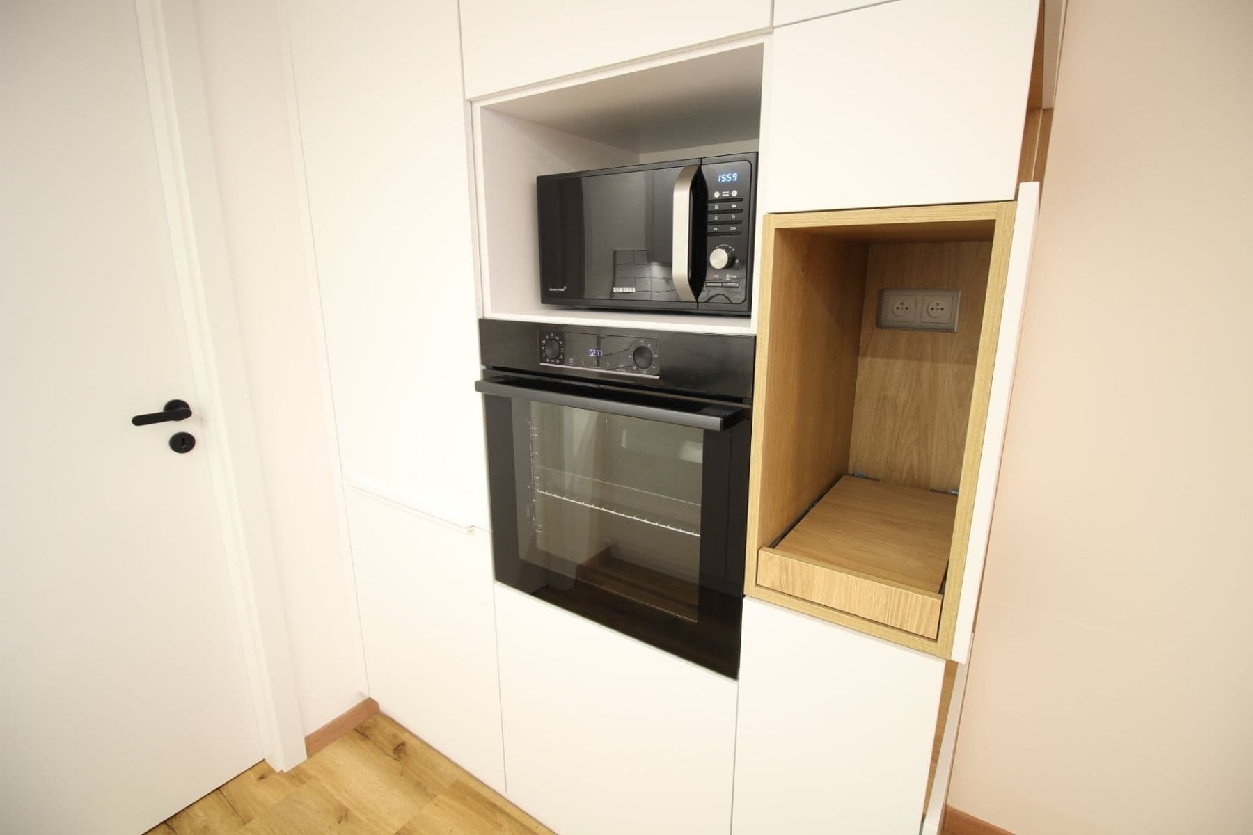 Pronájem bytu 3+kk 60 m², Kosmonautů, Mělník, Středočeský kraj Pronájem bytu 3+kk 60 m², Kosmonautů, Mělník, Středočeský kraj