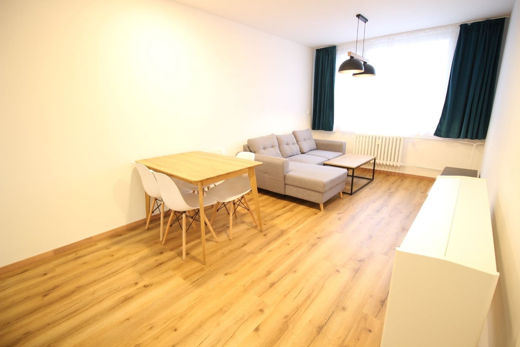 Pronájem bytu 3+kk 60 m², Kosmonautů, Mělník, Středočeský kraj Pronájem bytu 3+kk 60 m², Kosmonautů, Mělník, Středočeský kraj