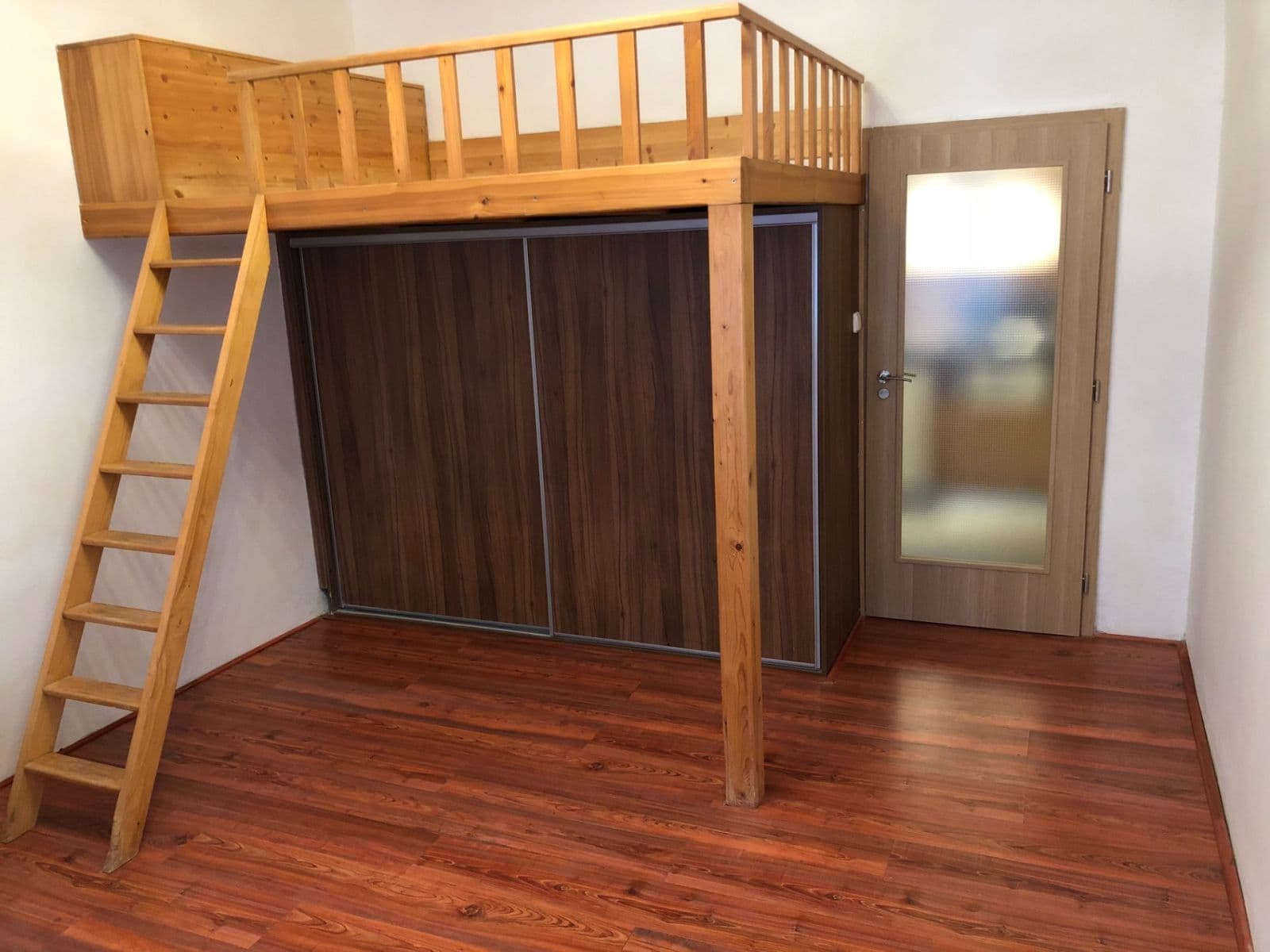 Pronájem bytu 1+kk 27 m², Vlastislavova, Praha, Praha Pronájem bytu 1+kk 27 m², Vlastislavova, Praha, Praha