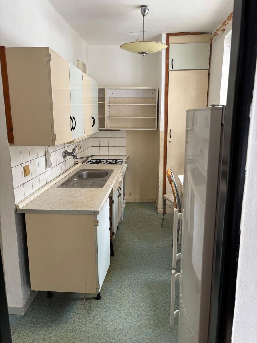 Prodej bytu 3+1 65 m², Písečná, Hradec Králové, Královéhradecký kraj Prodej bytu 3+1 65 m², Písečná, Hradec Králové, Královéhradecký kraj