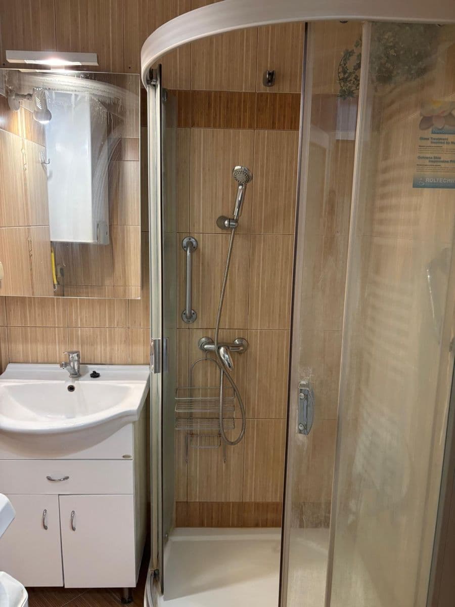 Prodej bytu 3+1 65 m², Písečná, Hradec Králové, Královéhradecký kraj Prodej bytu 3+1 65 m², Písečná, Hradec Králové, Královéhradecký kraj