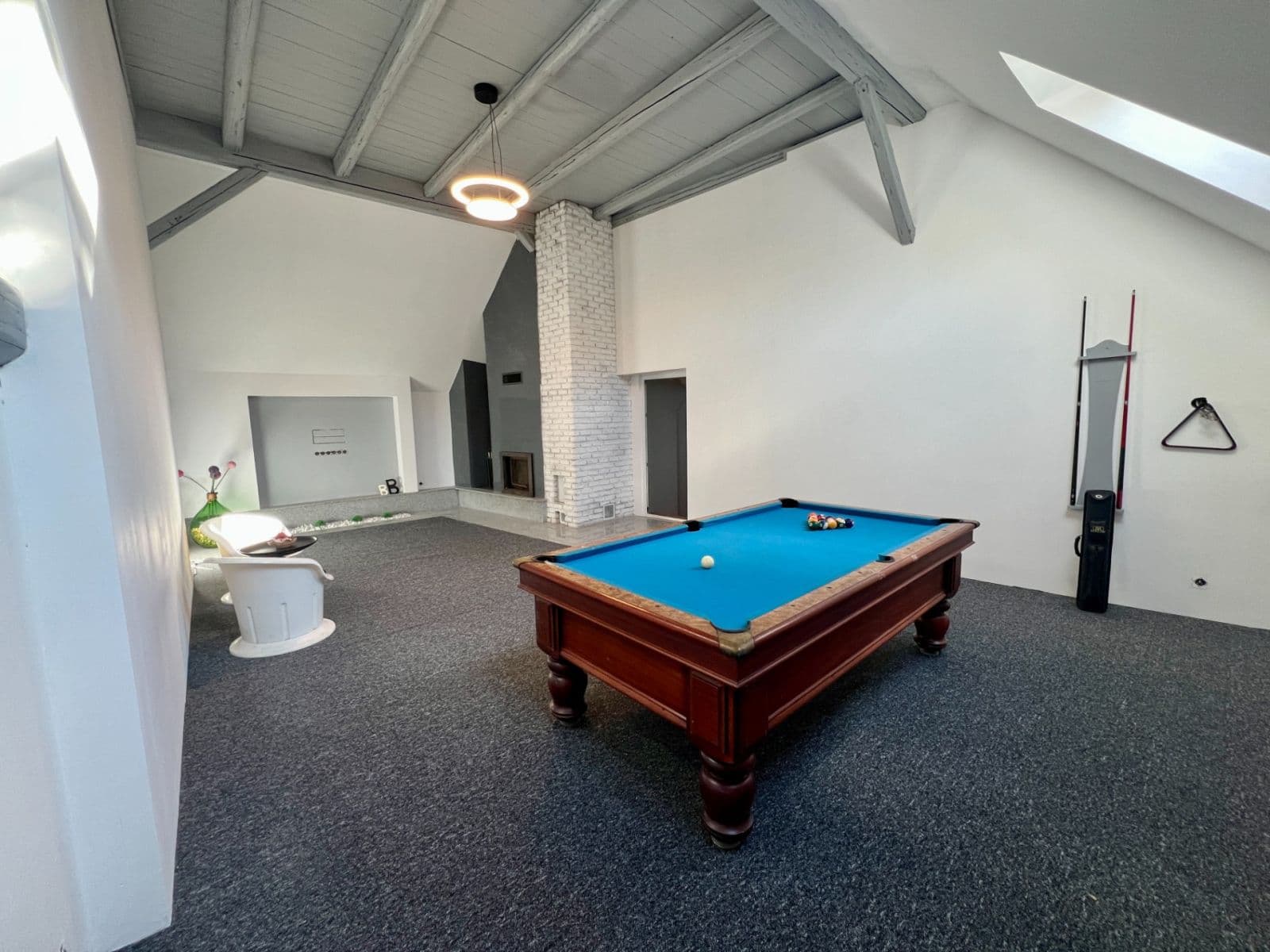 Prodej domu 306 m², pozemek 1.044 m², Očihov, Ústecký kraj Prodej domu 306 m², pozemek 1.044 m², Očihov, Ústecký kraj