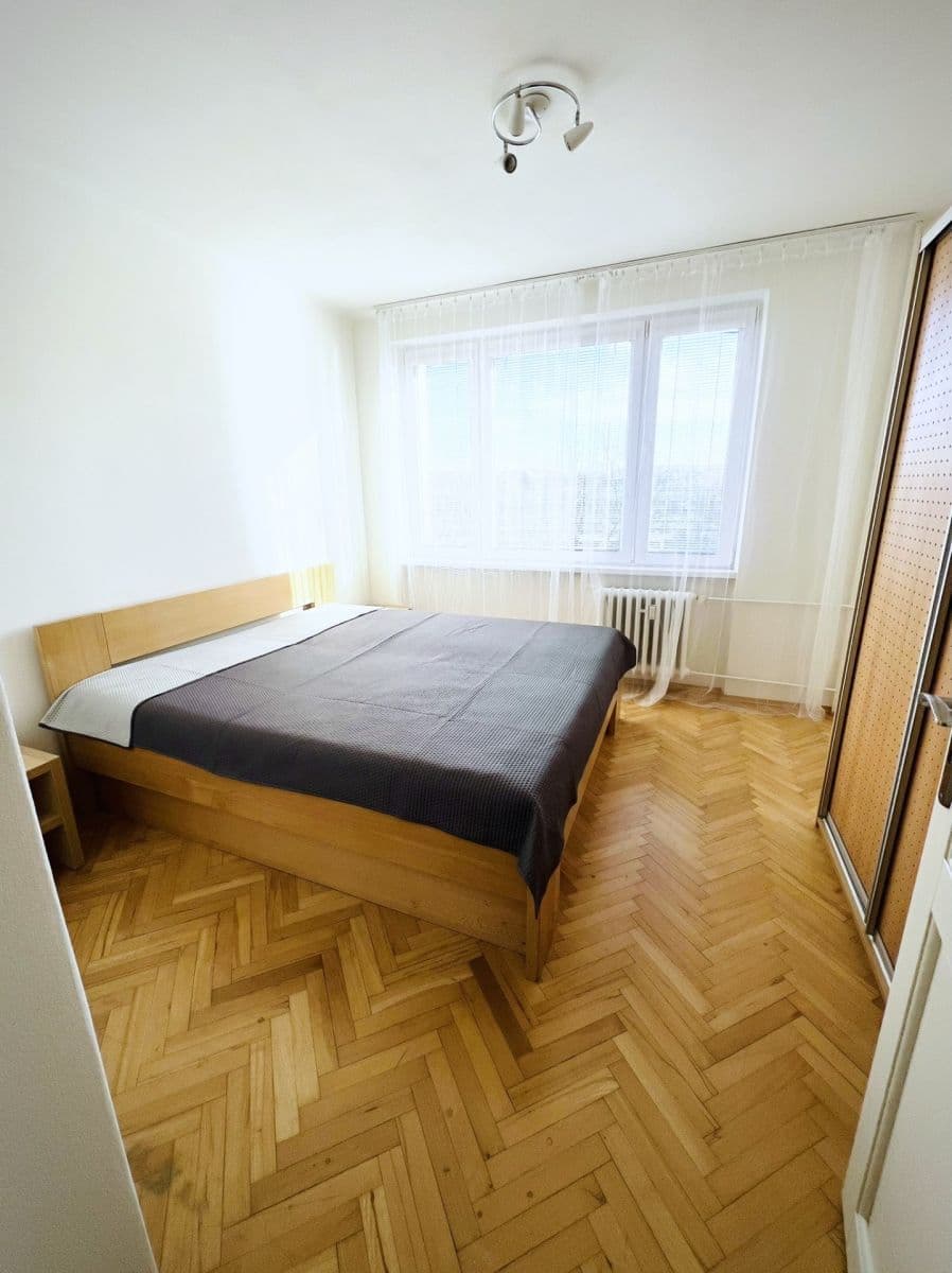 Pronájem bytu 2+kk 65 m², J. Plachty, České Budějovice, Jihočeský kraj Pronájem bytu 2+kk 65 m², J. Plachty, České Budějovice, Jihočeský kraj