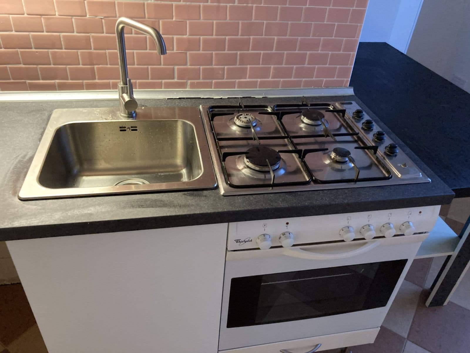 Prodej bytu 1+1 38 m², Pavlouskova, Ostrava, Moravskoslezský kraj Prodej bytu 1+1 38 m², Pavlouskova, Ostrava, Moravskoslezský kraj