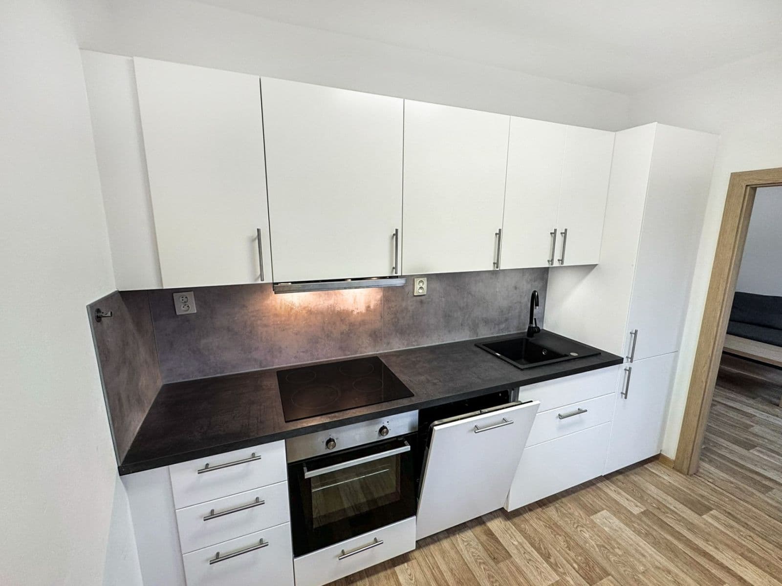 Pronájem bytu 2+1 58 m², Slovenská, Karviná, Moravskoslezský kraj Pronájem bytu 2+1 58 m², Slovenská, Karviná, Moravskoslezský kraj