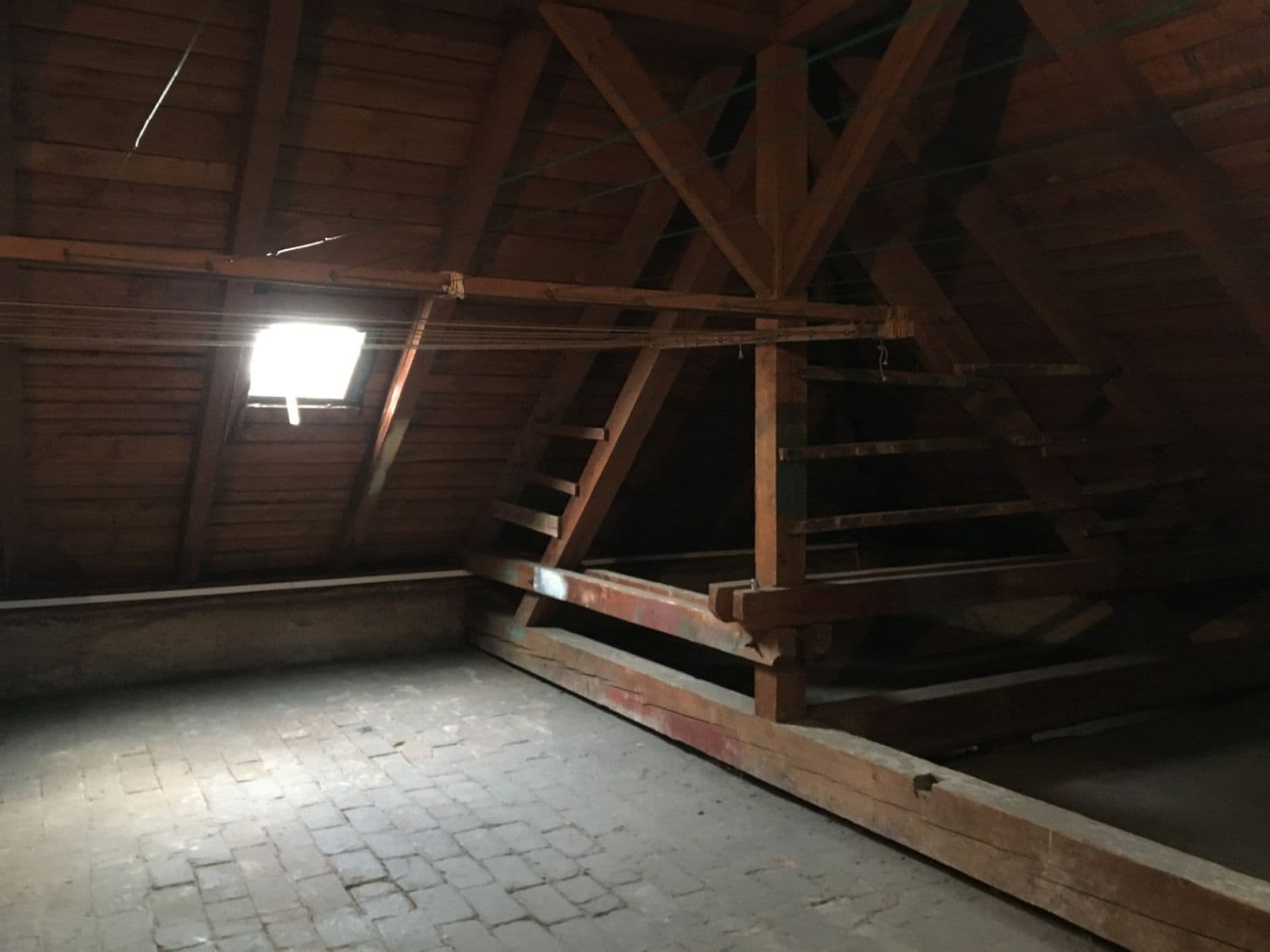 Prodej bytu 2+1 69 m², Komenského, Trutnov, Královéhradecký kraj Prodej bytu 2+1 69 m², Komenského, Trutnov, Královéhradecký kraj