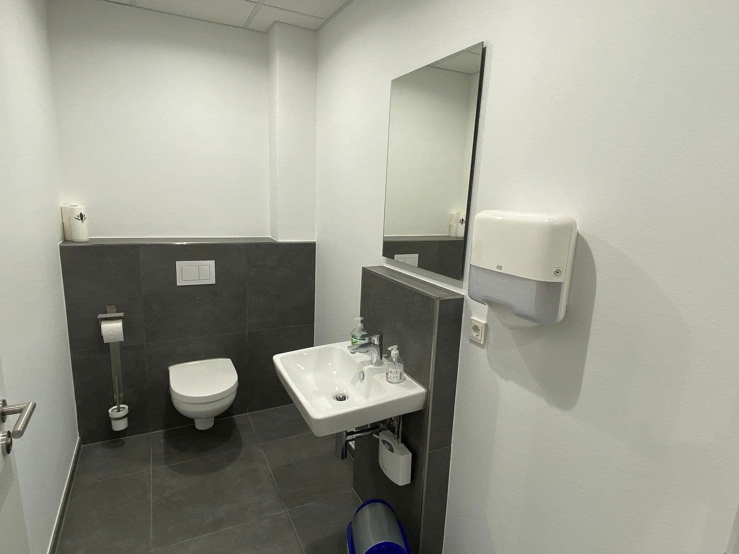 Pronájem kanceláře 52 m², Salzkotten, Severní Porýní-Vestfálsko Pronájem kanceláře 52 m², Salzkotten, Severní Porýní-Vestfálsko