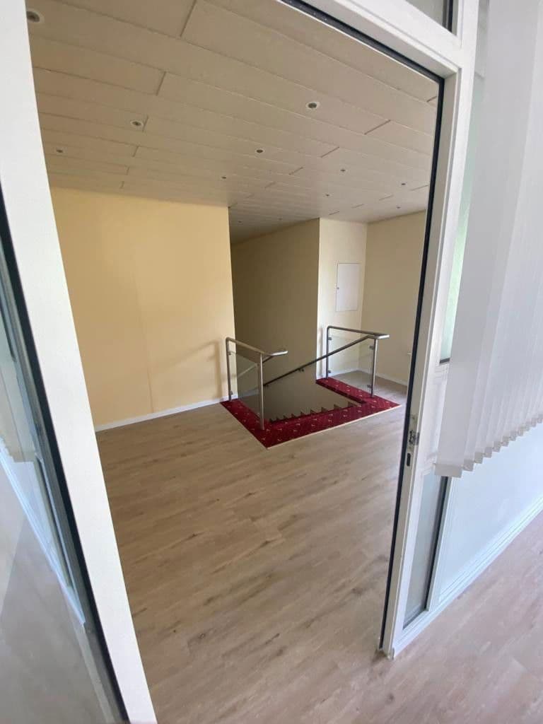 Prodej bytu 6+1 235 m², Bozener Str 64, Ludwigshafen, Porýní-Falc Prodej bytu 6+1 235 m², Bozener Str 64, Ludwigshafen, Porýní-Falc