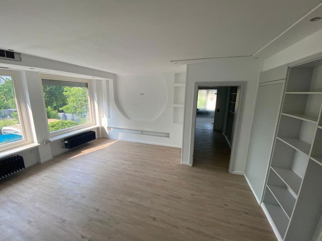 Prodej bytu 6+1 235 m², Bozener Str 64, Ludwigshafen, Porýní-Falc Prodej bytu 6+1 235 m², Bozener Str 64, Ludwigshafen, Porýní-Falc