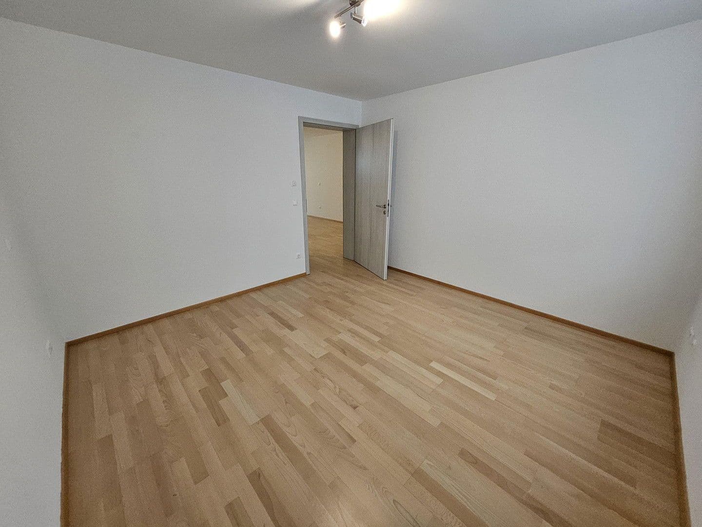 Pronájem bytu 2+1 67 m², Brühlstrasse 26, Nagold, Bádensko-Württembersko Pronájem bytu 2+1 67 m², Brühlstrasse 26, Nagold, Bádensko-Württembersko
