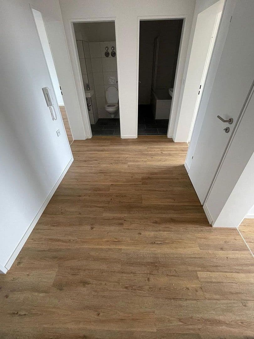 Pronájem bytu 3+1 73 m², Königsbrunn, Bavorsko Pronájem bytu 3+1 73 m², Königsbrunn, Bavorsko