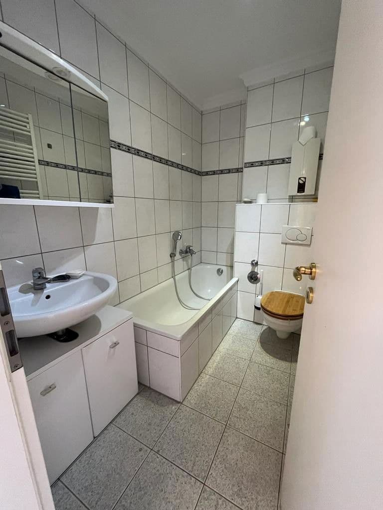 Pronájem bytu 2+1 55 m², Paradiesgasse 12, Frankfurt, Hessen Pronájem bytu 2+1 55 m², Paradiesgasse 12, Frankfurt, Hessen