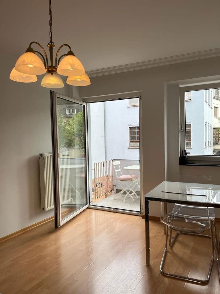 Pronájem bytu 2+1 55 m², Paradiesgasse 12, Frankfurt, Hessen Pronájem bytu 2+1 55 m², Paradiesgasse 12, Frankfurt, Hessen