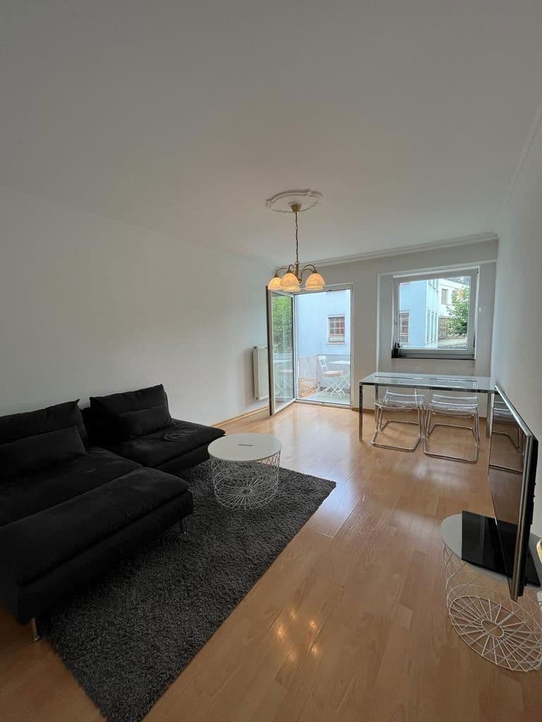 Pronájem bytu 2+1 55 m², Paradiesgasse 12, Frankfurt, Hessen Pronájem bytu 2+1 55 m², Paradiesgasse 12, Frankfurt, Hessen