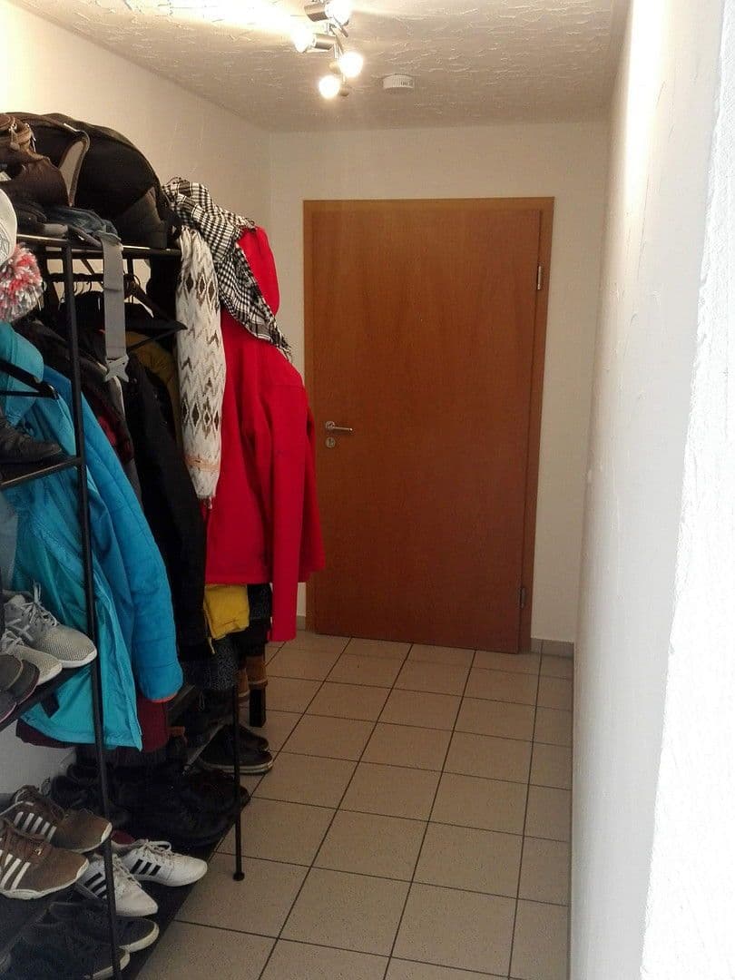 Pronájem bytu 3+1 78 m², Schwaigern, Bádensko-Württembersko Pronájem bytu 3+1 78 m², Schwaigern, Bádensko-Württembersko