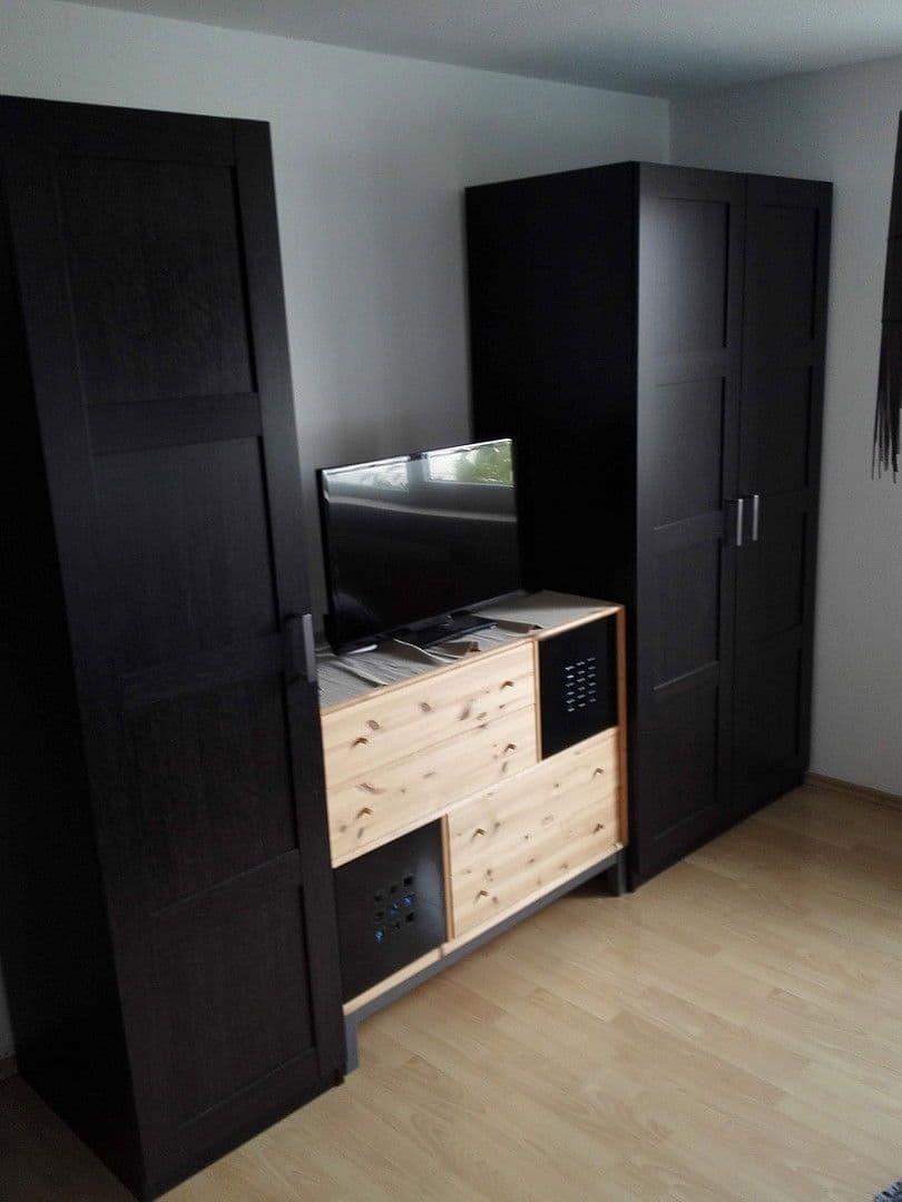 Pronájem bytu 3+1 78 m², Schwaigern, Bádensko-Württembersko Pronájem bytu 3+1 78 m², Schwaigern, Bádensko-Württembersko