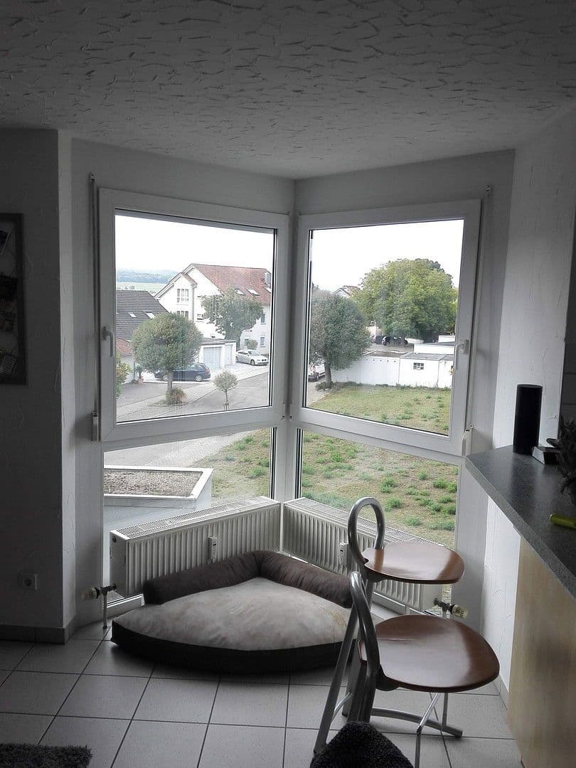 Pronájem bytu 3+1 78 m², Schwaigern, Bádensko-Württembersko Pronájem bytu 3+1 78 m², Schwaigern, Bádensko-Württembersko