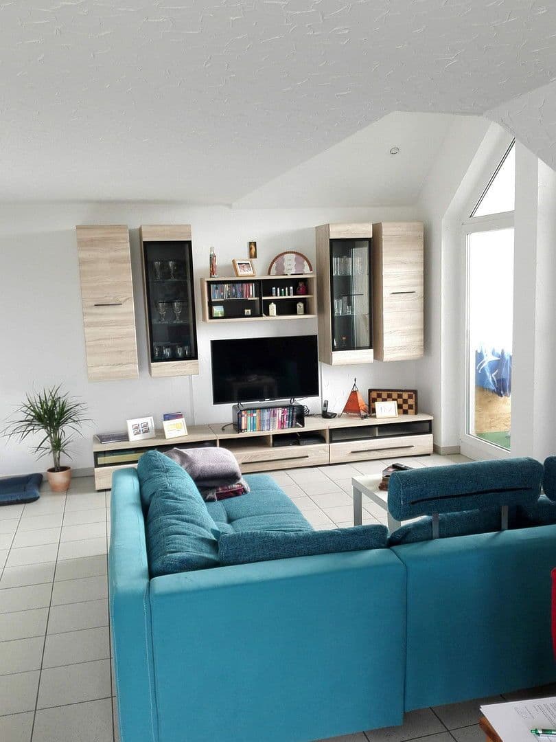 Pronájem bytu 3+1 78 m², Schwaigern, Bádensko-Württembersko Pronájem bytu 3+1 78 m², Schwaigern, Bádensko-Württembersko