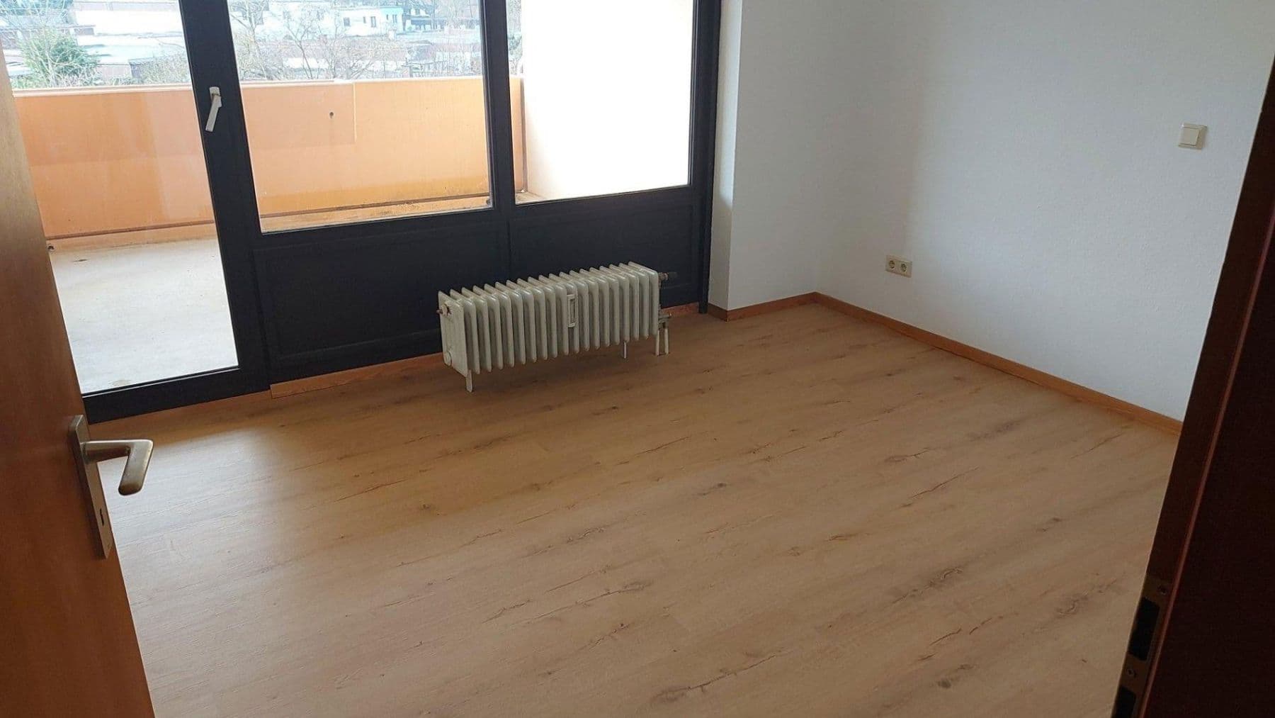 Prodej bytu 2+1 61 m², Henri-Spaak-Str. 6, Alfter, Severní Porýní-Vestfálsko Prodej bytu 2+1 61 m², Henri-Spaak-Str. 6, Alfter, Severní Porýní-Vestfálsko