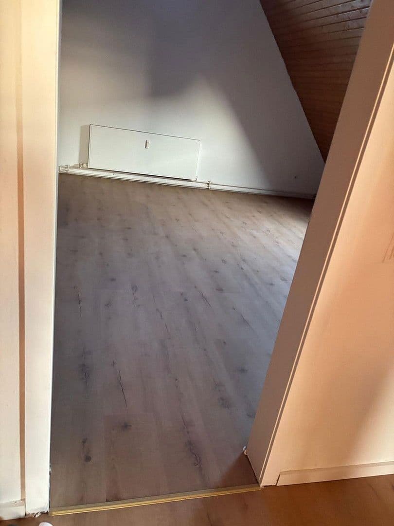 Pronájem bytu 5+1 100 m², Obersulm, Bádensko-Württembersko Pronájem bytu 5+1 100 m², Obersulm, Bádensko-Württembersko