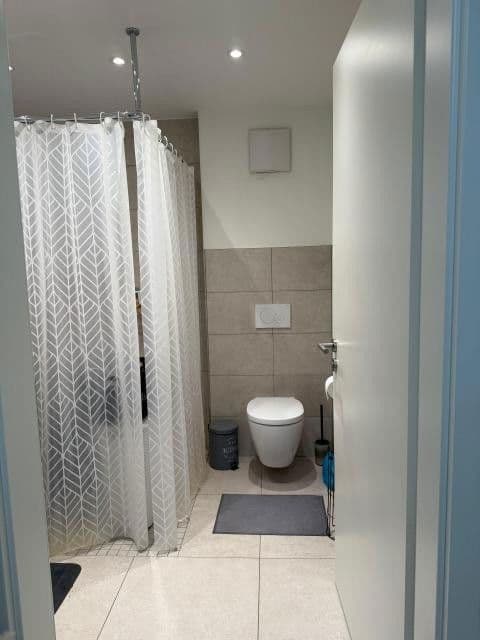 Pronájem bytu 3+1 94 m², Staffelsgasse 41, Alfter, Severní Porýní-Vestfálsko Pronájem bytu 3+1 94 m², Staffelsgasse 41, Alfter, Severní Porýní-Vestfálsko