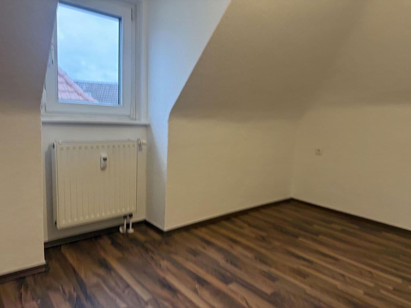 Pronájem bytu 2+1 35 m², Solitudestr. 287, Stuttgart Weilimdorf, Bádensko-Württembersko Pronájem bytu 2+1 35 m², Solitudestr. 287, Stuttgart Weilimdorf, Bádensko-Württembersko