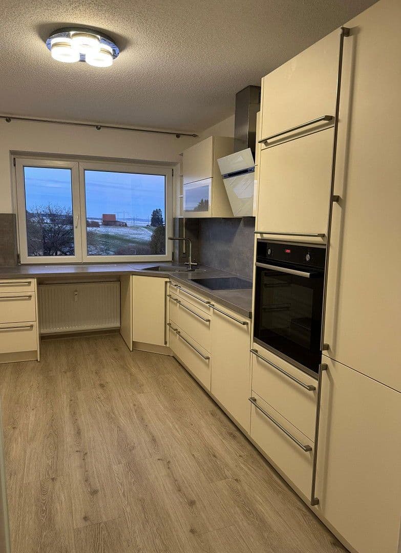 Prodej bytu 3+1 87 m², Friedhofstraße 49, Donaueschingen, Bádensko-Württembersko Prodej bytu 3+1 87 m², Friedhofstraße 49, Donaueschingen, Bádensko-Württembersko