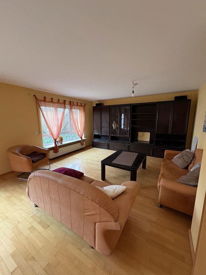 Prodej domu 137 m², pozemek 304 m², Oberasbach, Bavorsko Prodej domu 137 m², pozemek 304 m², Oberasbach, Bavorsko