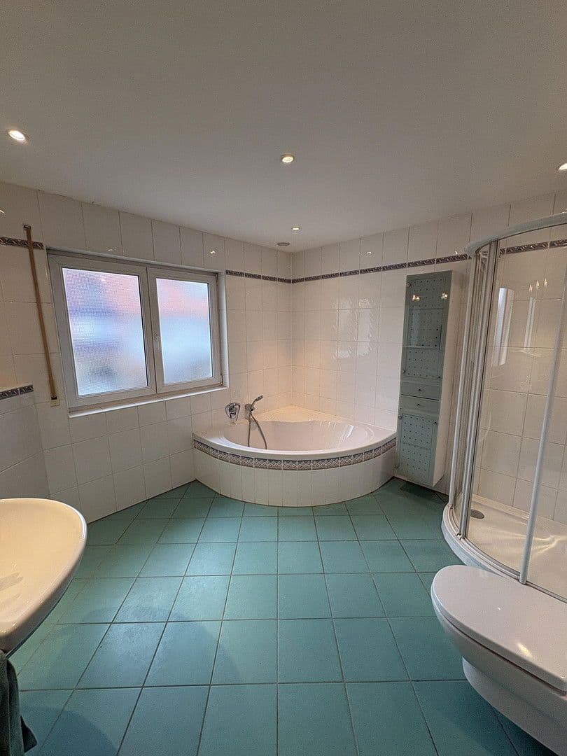 Prodej domu 137 m², pozemek 304 m², Oberasbach, Bavorsko Prodej domu 137 m², pozemek 304 m², Oberasbach, Bavorsko