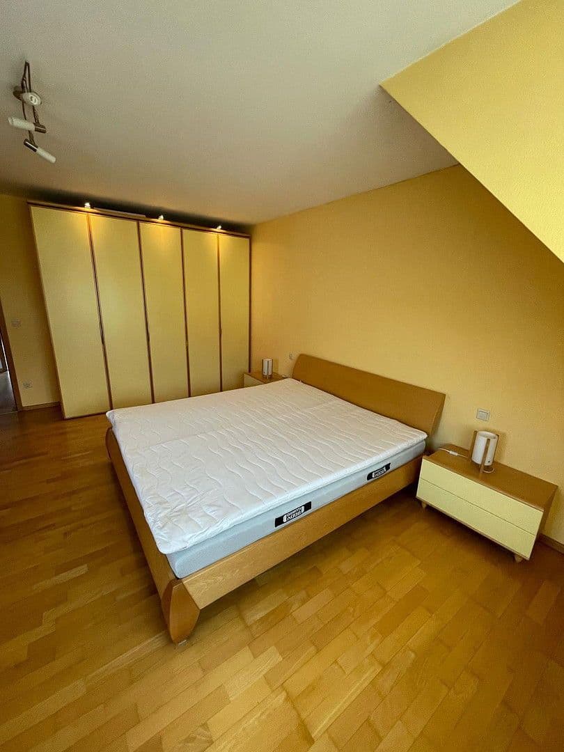 Prodej domu 137 m², pozemek 304 m², Oberasbach, Bavorsko Prodej domu 137 m², pozemek 304 m², Oberasbach, Bavorsko