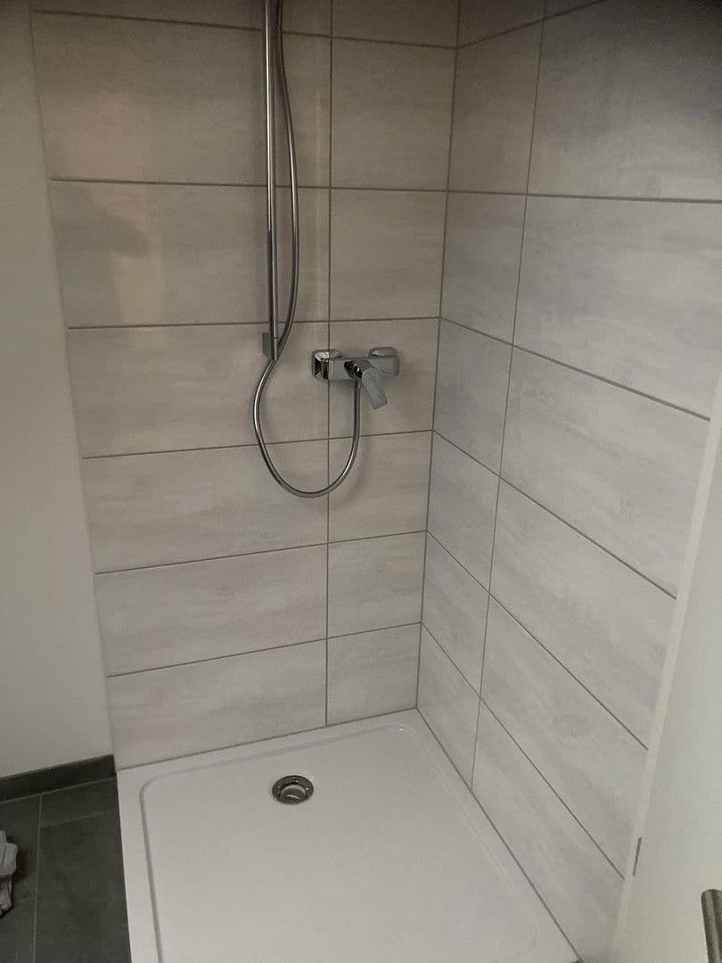 Pronájem domu 160 m², pozemek 450 m², Carlo schellemannstr 26B, Eggenfelden, Bavorsko Pronájem domu 160 m², pozemek 450 m², Carlo schellemannstr 26B, Eggenfelden, Bavorsko