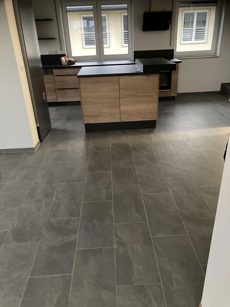 Pronájem domu 160 m², pozemek 450 m², Carlo schellemannstr 26B, Eggenfelden, Bavorsko Pronájem domu 160 m², pozemek 450 m², Carlo schellemannstr 26B, Eggenfelden, Bavorsko