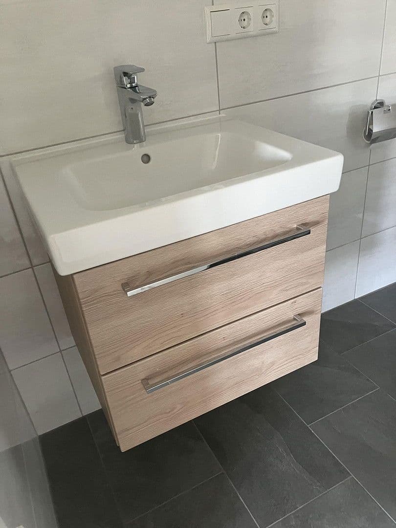 Pronájem domu 160 m², pozemek 450 m², Carlo schellemannstr 26B, Eggenfelden, Bavorsko Pronájem domu 160 m², pozemek 450 m², Carlo schellemannstr 26B, Eggenfelden, Bavorsko