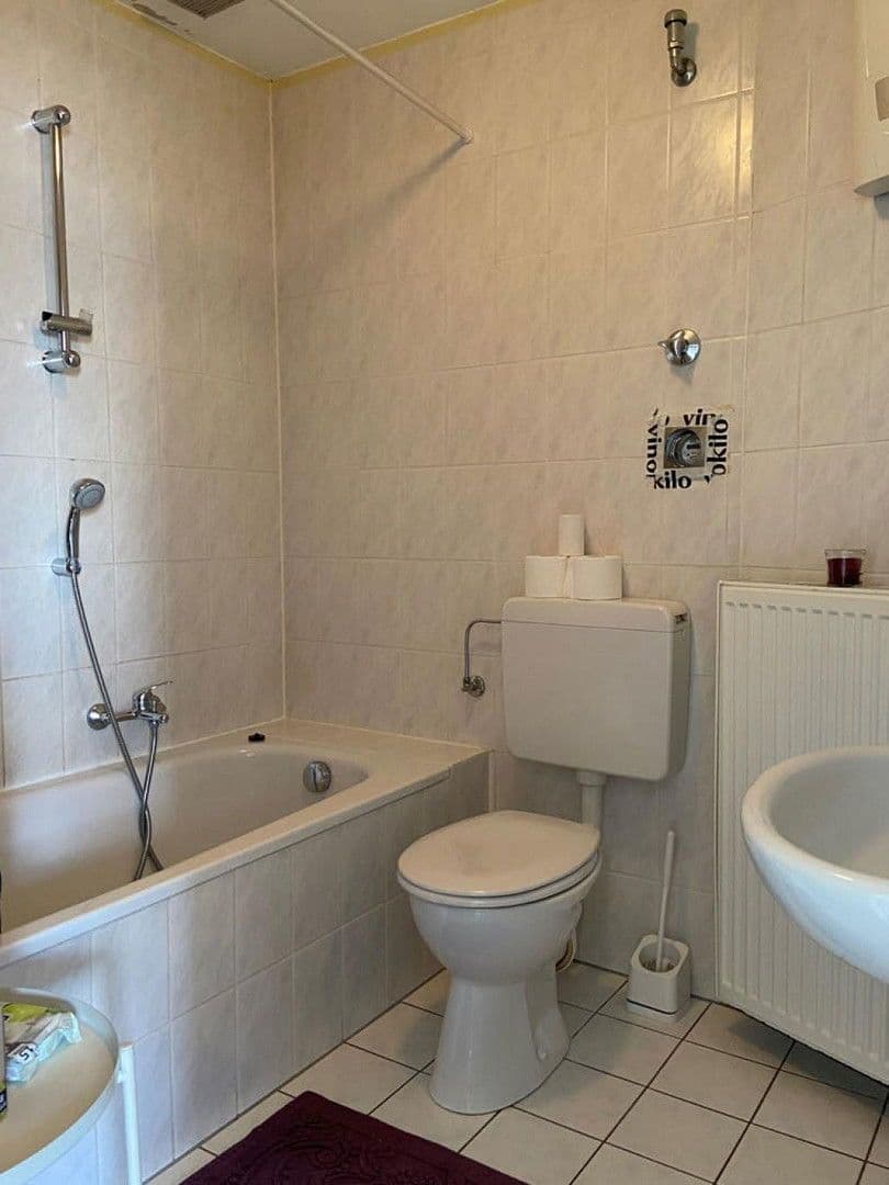 Pronájem bytu 1+1 32 m², Kaiserstraße 45, Mainz, Porýní-Falc Pronájem bytu 1+1 32 m², Kaiserstraße 45, Mainz, Porýní-Falc