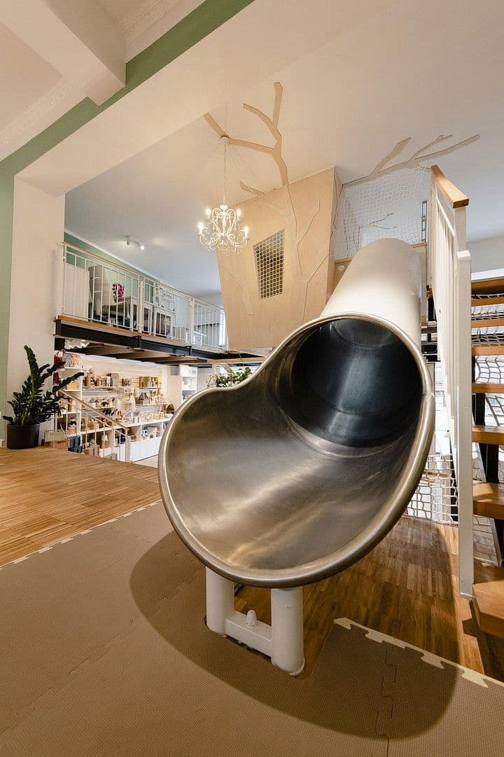 Pronájem nebytového prostoru 200 m², Berlin, Berlín Pronájem nebytového prostoru 200 m², Berlin, Berlín