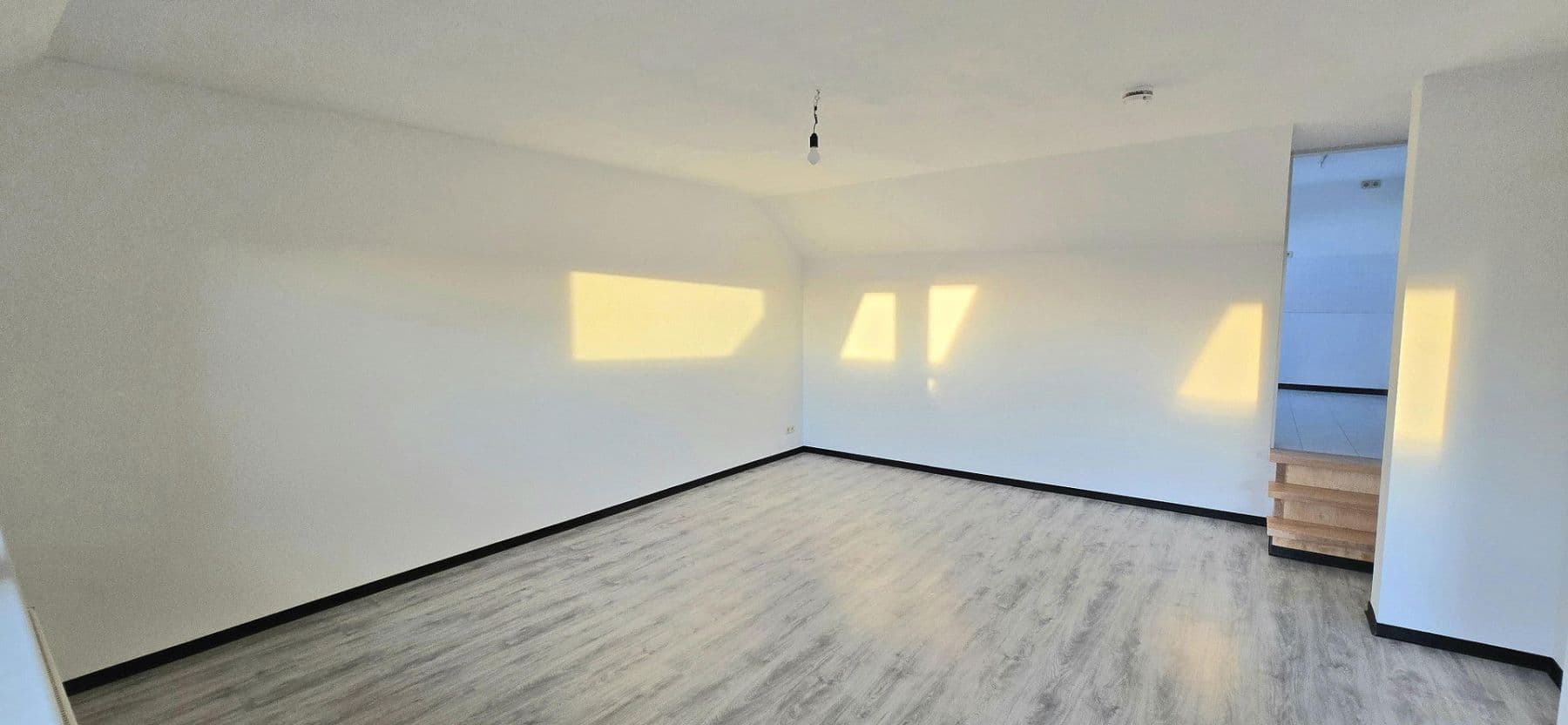 Pronájem bytu 2+1 52 m², Wendeburg, Dolní Sasko Pronájem bytu 2+1 52 m², Wendeburg, Dolní Sasko