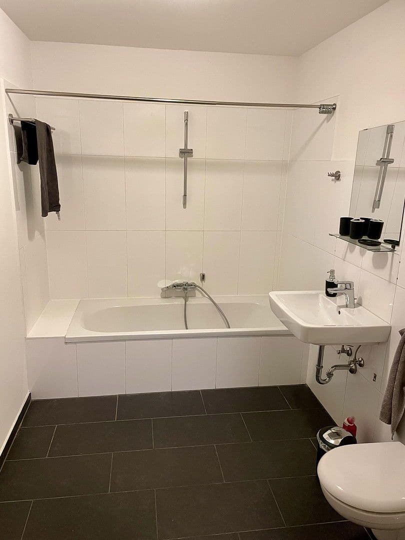 Pronájem bytu 1+1 93 m², Große Burgstraße 27/29, Lübeck, Šlesvicko-Holštýnsko Pronájem bytu 1+1 93 m², Große Burgstraße 27/29, Lübeck, Šlesvicko-Holštýnsko