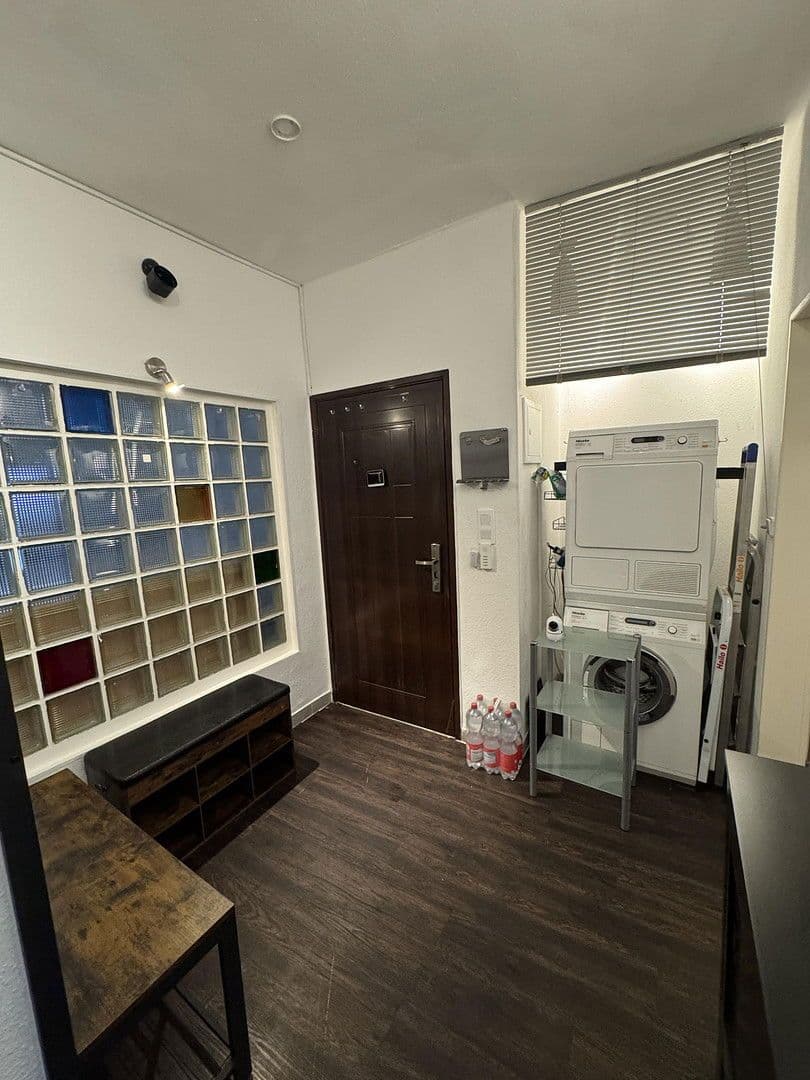 Pronájem bytu 3+1 90 m², Frankfurt am Main, Hessen Pronájem bytu 3+1 90 m², Frankfurt am Main, Hessen