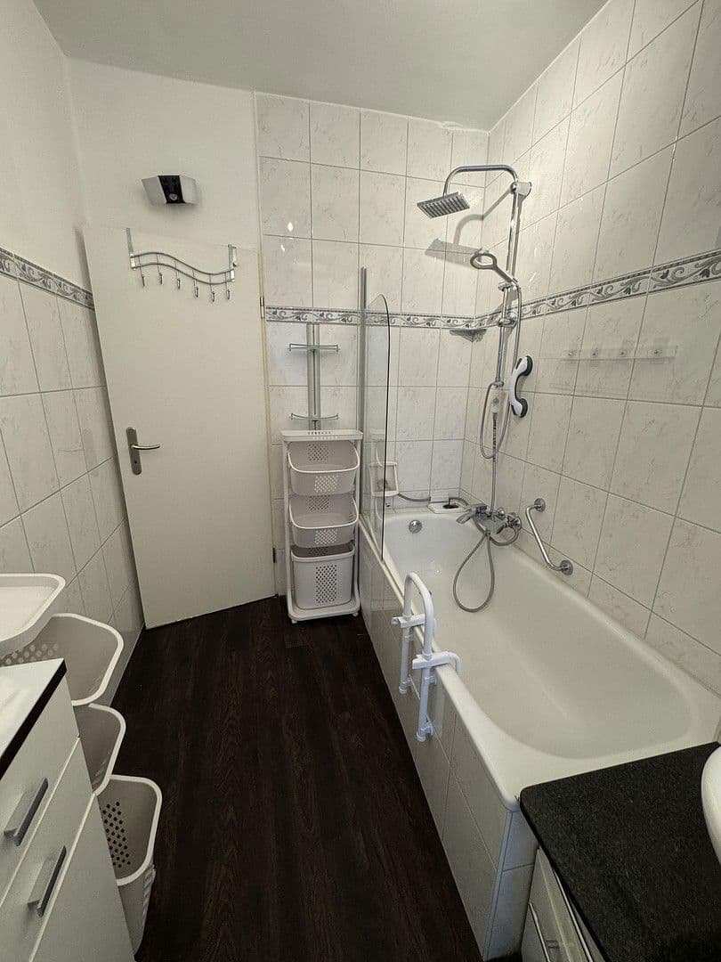 Pronájem bytu 3+1 90 m², Frankfurt am Main, Hessen Pronájem bytu 3+1 90 m², Frankfurt am Main, Hessen