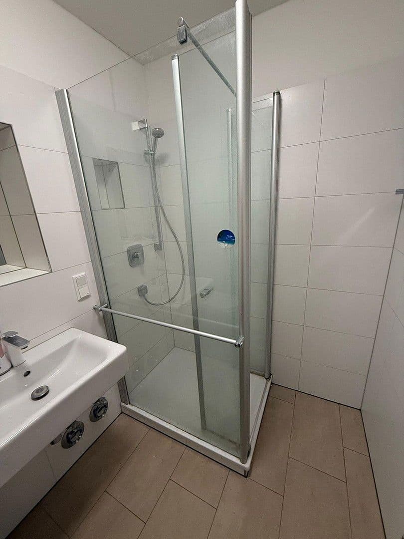 Pronájem bytu 4+1 88 m², Sauerweinstr. 8-12, Darmstadt, Hessen Pronájem bytu 4+1 88 m², Sauerweinstr. 8-12, Darmstadt, Hessen