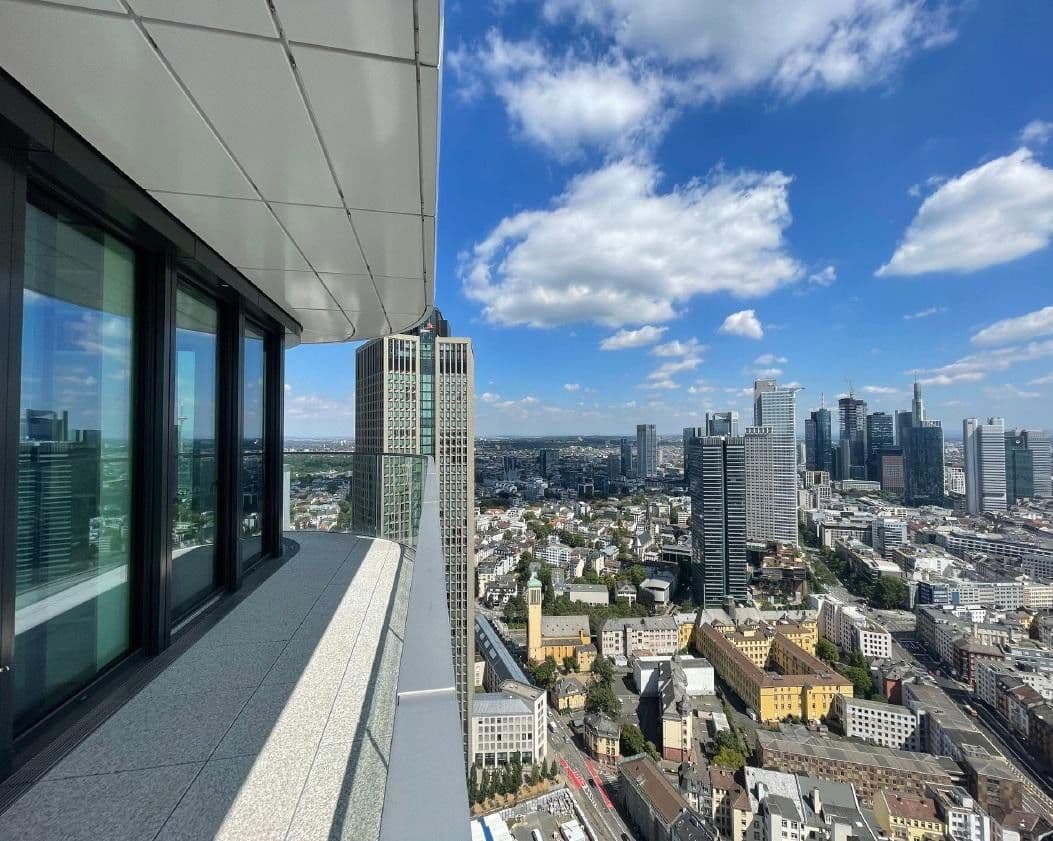 Pronájem bytu 4+1 184 m², Europa-Allee 2, Frankfurt am Main, Hessen Pronájem bytu 4+1 184 m², Europa-Allee 2, Frankfurt am Main, Hessen