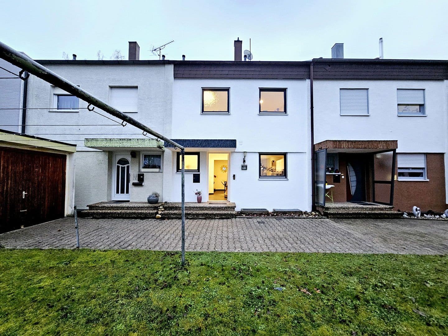 Prodej domu 161 m², pozemek 216 m², Bad Friedrichshall, Bádensko-Württembersko Prodej domu 161 m², pozemek 216 m², Bad Friedrichshall, Bádensko-Württembersko