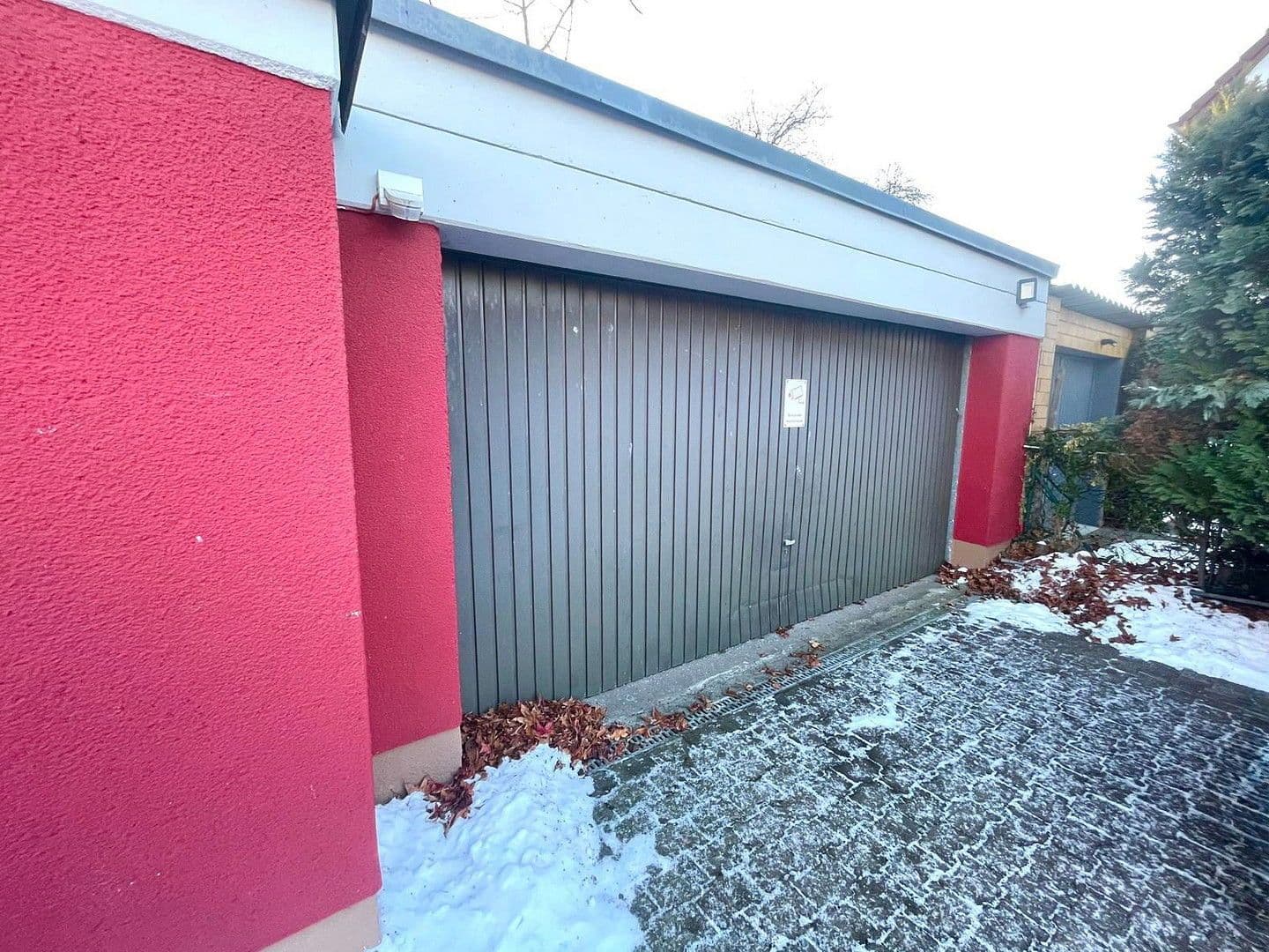 Pronájem nebytového prostoru 105 m², Brettergartenstraße 57, Nürnberg, Bavorsko Pronájem nebytového prostoru 105 m², Brettergartenstraße 57, Nürnberg, Bavorsko